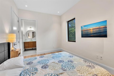 Villa ou maison à vendre à North Miami, Floride: 4 chambres № 1966330 - photo 19