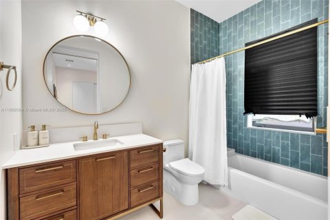 Villa ou maison à vendre à North Miami, Floride: 4 chambres № 1966330 - photo 20