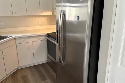 Touwnhouse à louer à St. Lucie, Floride: 2 chambres, 93.37 m2 № 2278407 - photo 2