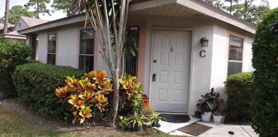 Touwnhouse à St. Lucie, Floride 2 chambres, 93.37 m2 № 2278407