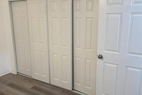 Touwnhouse à louer à St. Lucie, Floride: 2 chambres, 93.37 m2 № 2278407 - photo 3