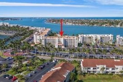 Copropriété à vendre à Saint Petersburg, Floride: 2 chambres, 107.77 m2 № 2098215 - photo 16