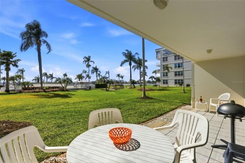 Copropriété à vendre à Saint Petersburg, Floride: 2 chambres, 107.77 m2 № 2098215 - photo 22