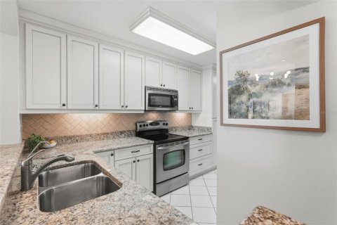 Copropriété à vendre à Saint Petersburg, Floride: 2 chambres, 107.77 m2 № 2098215 - photo 6