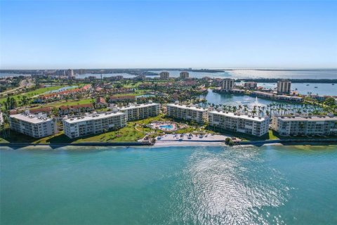 Copropriété à vendre à Saint Petersburg, Floride: 2 chambres, 107.77 m2 № 2098215 - photo 19
