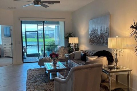 Villa ou maison à louer à Bradenton, Floride: 2 chambres, 144.65 m2 № 2353250 - photo 8