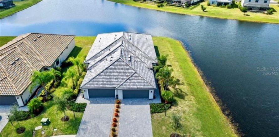 Villa ou maison à Bradenton, Floride 2 chambres, 144.65 m2 № 2353250