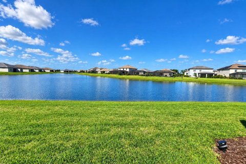 Villa ou maison à louer à Bradenton, Floride: 2 chambres, 144.65 m2 № 2353250 - photo 19