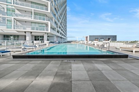Condo in Sunrise, Florida, 1 bedroom  № 2242540 - photo 16
