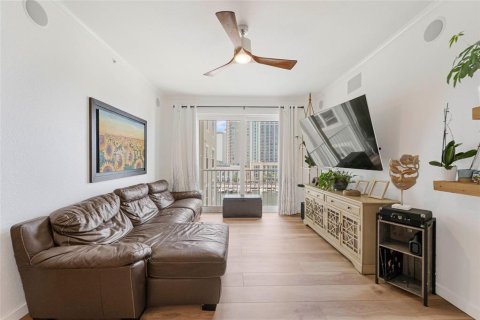 Condo in Tampa, Florida, 3 bedrooms  № 2094802 - photo 12