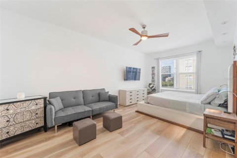 Condo in Tampa, Florida, 3 bedrooms  № 2094802 - photo 13