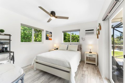 Casa en venta en Lake Clarke Shores, Florida, 4 dormitorios, 198.25 m2 № 2272618 - foto 30