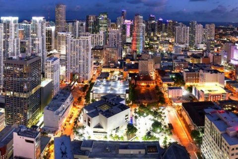 Condo in Miami, Florida, 3 bedrooms  № 1352187 - photo 25