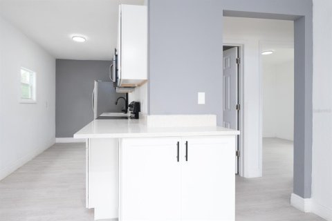 House in Melbourne, Florida 2 bedrooms, 80.64 sq.m. № 1844672 - photo 5