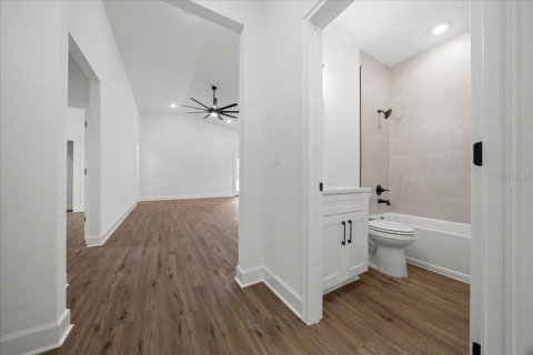 Villa ou maison à vendre à Spring Hill, Floride: 4 chambres, 191.47 m2 № 2142985 - photo 4
