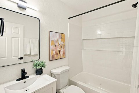Casa en venta en Saint Petersburg, Florida, 4 dormitorios, 147.16 m2 № 2383820 - foto 24