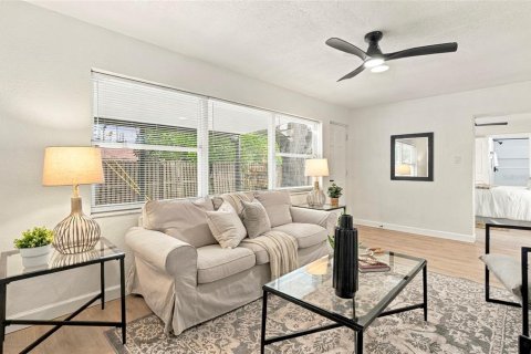 Casa en venta en Saint Petersburg, Florida, 4 dormitorios, 147.16 m2 № 2383820 - foto 19