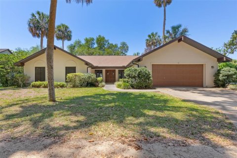 House in Palm Coast, Florida 3 bedrooms, 171.03 sq.m. № 1643347 - photo 2