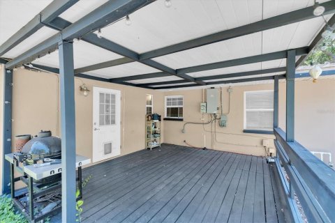 House in Clearwater, Florida 3 bedrooms, 142.14 sq.m. № 2215702 - photo 26