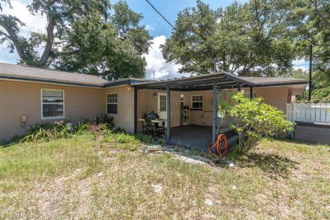 House in Clearwater, Florida 3 bedrooms, 142.14 sq.m. № 2215702 - photo 28