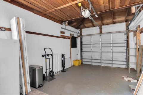 House in Clearwater, Florida 3 bedrooms, 142.14 sq.m. № 2215702 - photo 24