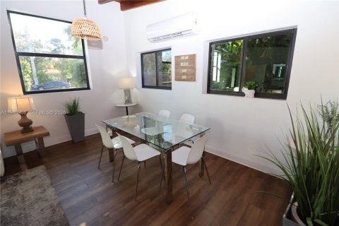 Villa ou maison à vendre à Miami, Floride: 3 chambres, 154.4 m2 № 2001159 - photo 22