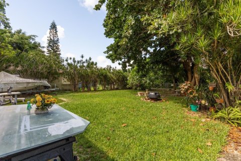 House in Homestead, Florida 2 bedrooms, 81.94 sq.m. № 1882187 - photo 7