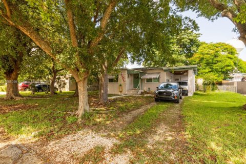 House in Homestead, Florida 2 bedrooms, 81.94 sq.m. № 1882187 - photo 8