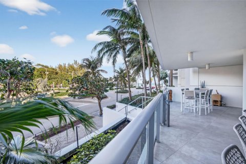 Condominio en venta en Fort Lauderdale, Florida, 2 dormitorios, 139.45 m2 № 2010735 - foto 19