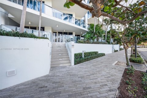 Condominio en venta en Fort Lauderdale, Florida, 2 dormitorios, 139.45 m2 № 2010735 - foto 16