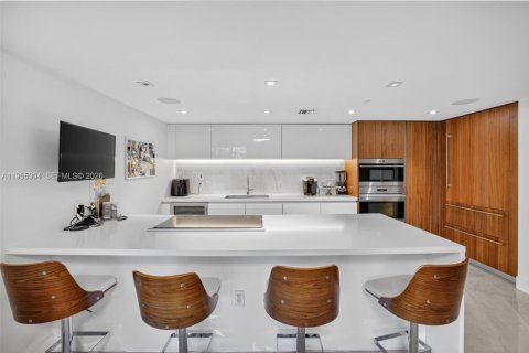 Condominio en venta en Fort Lauderdale, Florida, 2 dormitorios, 139.45 m2 № 2010735 - foto 4