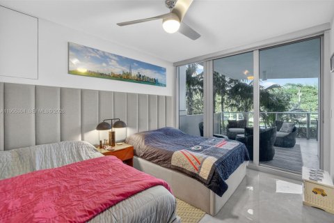 Condominio en venta en Fort Lauderdale, Florida, 2 dormitorios, 139.45 m2 № 2010735 - foto 12
