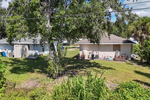 House in Venice, Florida 3 bedrooms, 100.33 sq.m. № 2205884 - photo 8