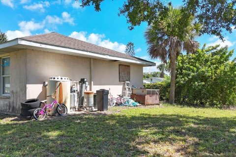 House in Venice, Florida 3 bedrooms, 100.33 sq.m. № 2205884 - photo 7