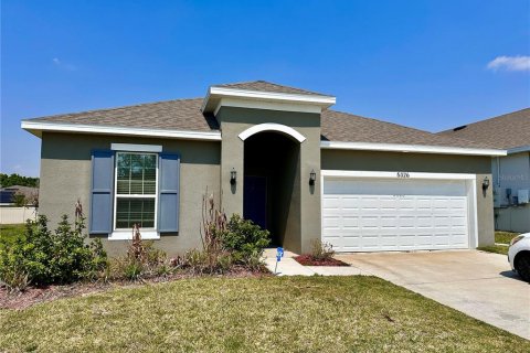House in Haines City, Florida 4 bedrooms, 180.04 sq.m. № 2103877