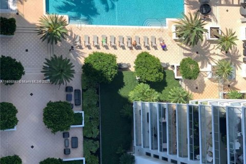 Condominio en venta en Miami, Florida, 2 dormitorios, 127.09 m2 № 2013196 - foto 3