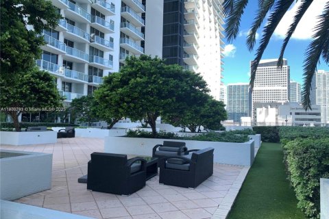 Condominio en venta en Miami, Florida, 2 dormitorios, 127.09 m2 № 2013196 - foto 2