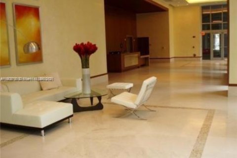 Condominio en venta en Miami, Florida, 2 dormitorios, 127.09 m2 № 2013196 - foto 19