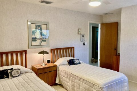 Casa en venta en Bradenton, Florida, 3 dormitorios, 175.12 m2 № 1759446 - foto 23