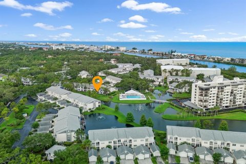 Condo in Largo, Florida, 2 bedrooms  № 1771316 - photo 1