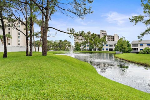 Condo in Largo, Florida, 2 bedrooms  № 1771316 - photo 28