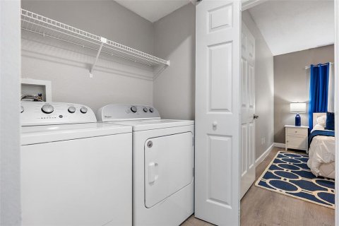 Condo in Largo, Florida, 2 bedrooms  № 1771316 - photo 23