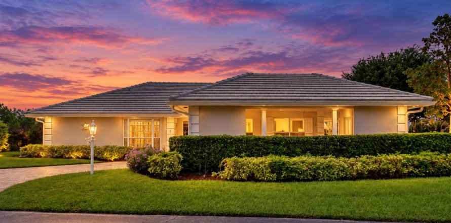 Villa ou maison à Atlantis, Floride 3 chambres, 200.58 m2 № 2387791