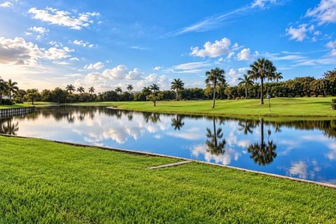 Villa ou maison à vendre à Atlantis, Floride: 3 chambres, 200.58 m2 № 2387791 - photo 4