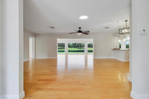 Villa ou maison à vendre à Atlantis, Floride: 3 chambres, 200.58 m2 № 2387791 - photo 5