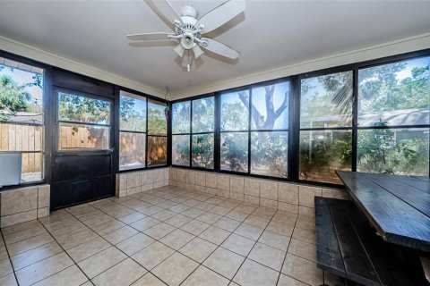 Villa ou maison à vendre à Saint Petersburg, Floride: 2 chambres, 111.11 m2 № 2306573 - photo 23