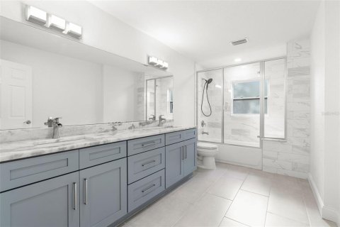Villa ou maison à louer à Tampa, Floride: 4 chambres, 241.82 m2 № 2118253 - photo 18