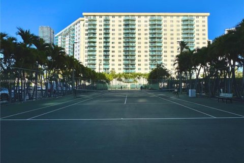 Copropriété à vendre à Sunny Isles Beach, Floride: 1 chambre, 93.37 m2 № 2049934 - photo 6