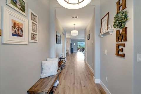 House in Bradenton, Florida 4 bedrooms, 188.78 sq.m. № 1836988 - photo 4