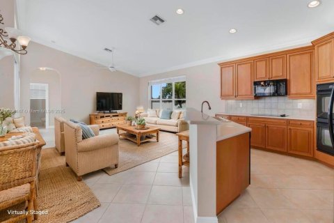 Villa ou maison à vendre à Miramar, Floride: 5 chambres, 274.15 m2 № 1937854 - photo 10